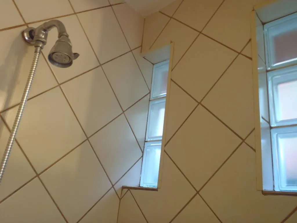 Sunny Interlagos Suite Sao Paulo Homestay